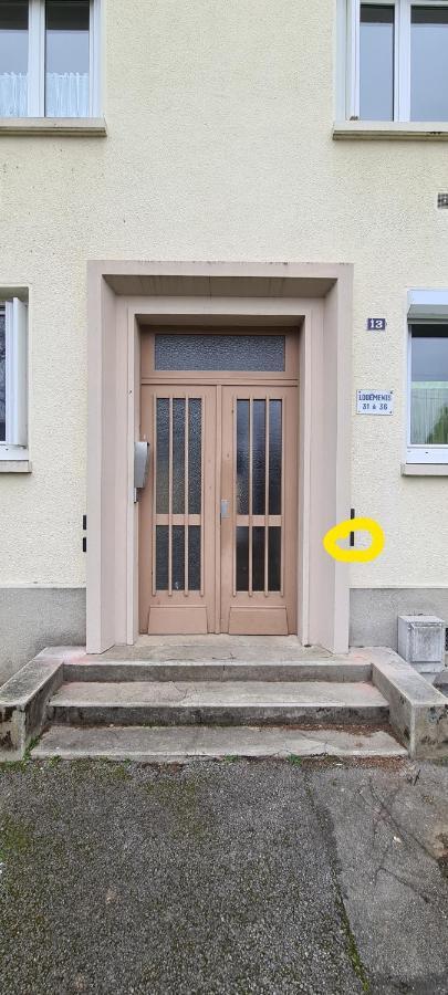 بوفيه Private Room In Shared Apartment IV المظهر الخارجي الصورة