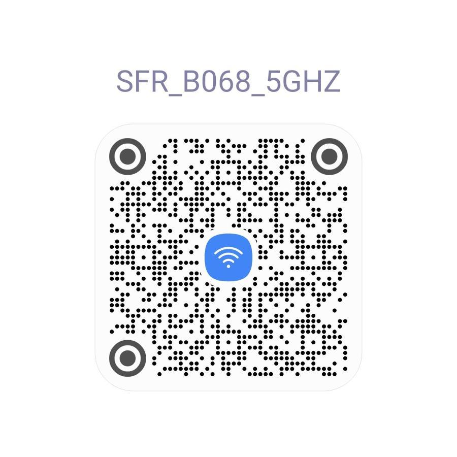 بوفيه Private Room In Shared Apartment IV المظهر الخارجي الصورة